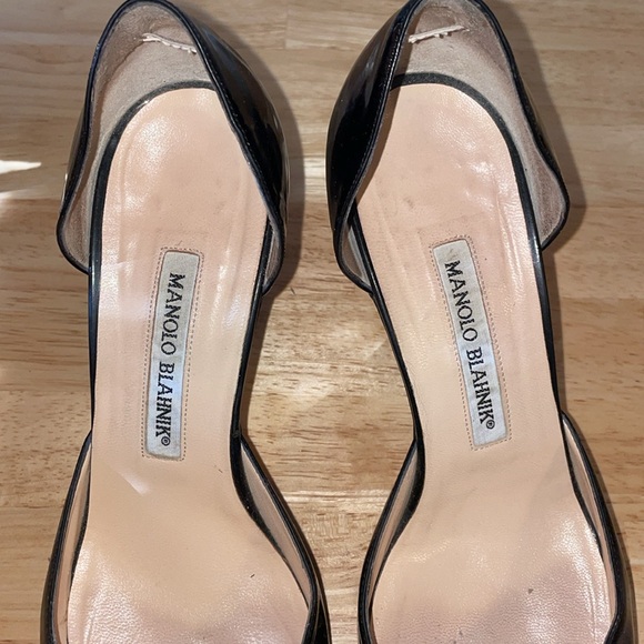Manolo Blahnik Patent Leather D’Orsay Heels *flaw* - Picture 5 of 7